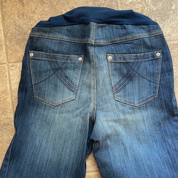 MATERNITY Jeans NWT - Picture 3 of 3